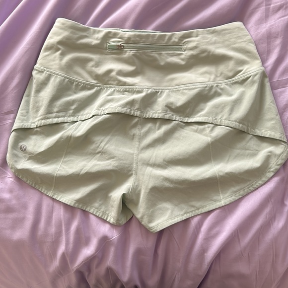 Lululemon Run Speed Up Mid Rise Shorts - Picture 2 of 3